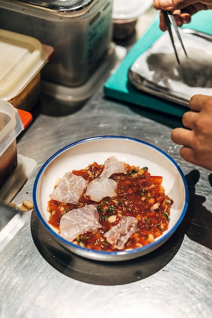 Ceviche de bonito acapulqueño, uno de los platos estrella del restaurante vascomexicano Gatxupa.