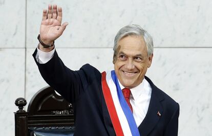 El expresidente Sebastián Piñera antes de traspasar el poder a Bachelet