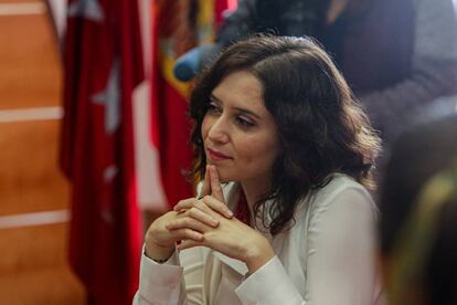 La presidenta de la Comunidad de Madrid, Isabel Díaz Ayuso durante la reunión del Consejo de Gobierno de la Comunidad de Madrid, este martes.