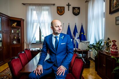 Konrad Fijołek, mayor of Rzeszów, in the municipal hall of the Polish city.