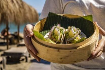 Los tacos son uno de los platos que sirve el restaurante de La Palapa Beach Jazba, en Torremolinos.