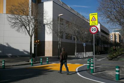Espai de pacificació al carrer Provençal del barri del Poblenou.