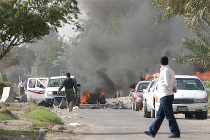 Un coche bomba que ha explotado en el céntrico barrio de Al Karrada de, ha ocasionado la muerte de cuatro personas y ha herido a otras 18.