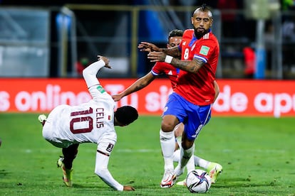 Arturo Vidal jugando por la selección de fútbol de Chile