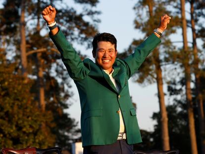 Matsuyama, con la chaqueta verde.