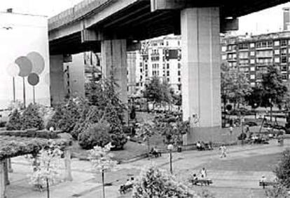 Panorámica del viaducto de Rekalde, en Bilbao.