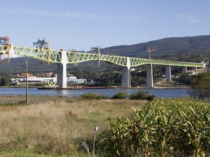 Viaducto del Ulla, en la línea férrea Vigo-A Coruña