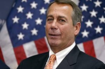 Fotografía tomada el pasado 12 de diciembre en la que se registró al líder republicano y presidente de la Cámara de Representantes de EE.UU., John Boehner, quien ha ofrecido un aumento de los tipos que se aplican a las familias que ingresan más de 1 millón de dólares anuales. EFE/Archivo