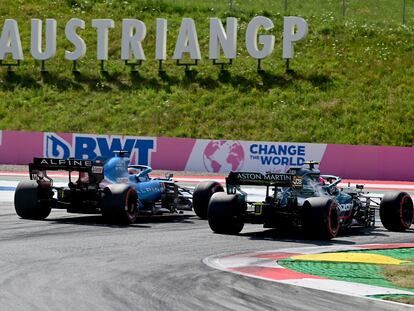 Fernando Alonso (izquierda) y Sebastian Vettel (derecha) corriendo la ronda de clasificación del Gran Premio de Austria este sábado.