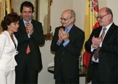 De izquierda a derecha, Carmen Calvo, Carlos Alberdi, José Antonio Campos y Manuel Pérez Estremera.