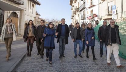 Los miembros del Gobierno valenciano, en Morella.