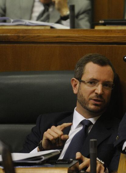Javier Maroto, en el Parlamento vasco.