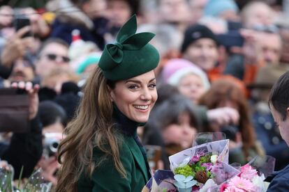 Kate Middleton przybywa na nabożeństwo bożonarodzeniowe w Sandringham w Norfolk. 