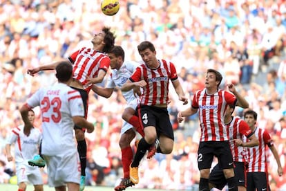 Imagen del Athletic-Sevilla, en la primera vuelta liguera.