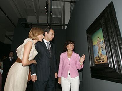 José Luis Rodríguez Zapatero y Sonsoles Espinosa, con la ministra de Cultura, Carmen Calvo, en el Museo Nacional Reina Sofía.