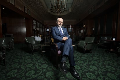 El primer ministro de Albania, Edi Rama, tras la entrevista con EL PAÍS, este lunes en un hotel de Madrid.