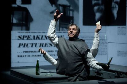 El actor Marc Labrèche, en 'Agujas y opio', de Robert Lepage.