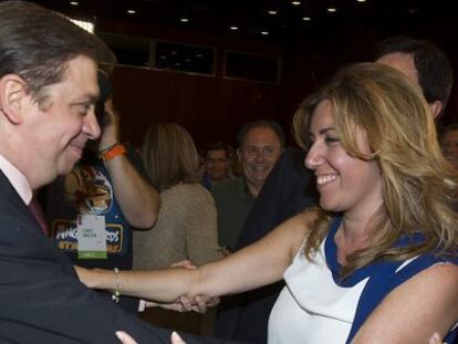 Luis Planas y Susana D&iacute;az, el pasado d&iacute;a 2 en el comit&eacute; director.