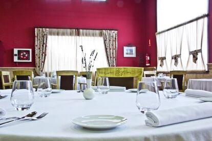 Comedor del restaurante El Carmen de Montesi&oacute;n, a las afueras de Toledo. 