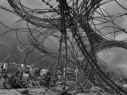 La localidad palestina de Eizariya, separada de Jerusalén Este por un muro.