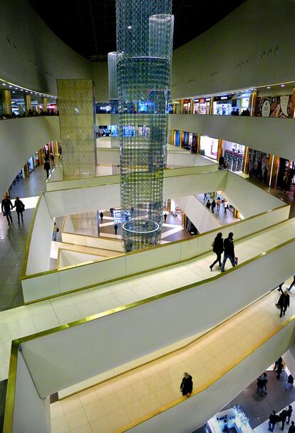 Nuevo centro comercial Galería, junto a la Estación Moscú.