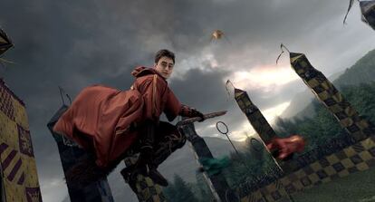 Un partido de &#039;quidditch&#039; en una de las pel&iacute;culas de la saga. 