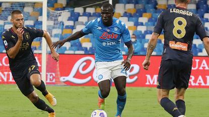 El defensa del Nápoles Kalidou Koulibaly, en un lance del partido contra el Génova hace una semana.