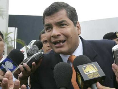 El candidato izquierdista a la presidencia de Ecuador Rafael Correa, ayer en Guayaquil.