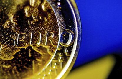 Detalle de una moneda de euro,.