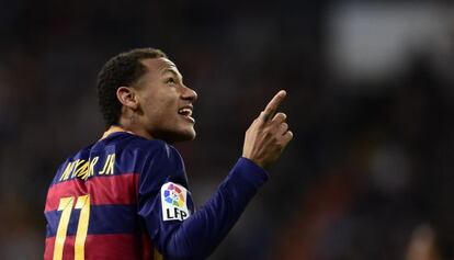 Neymar tras marcar un gol contra el Real Madrid.