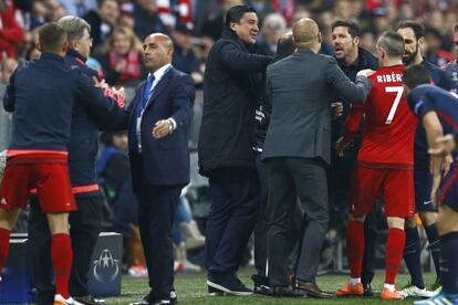 Rifirrafe entre Guardiola y Simeone.