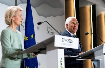 La presidenta de la Comisión Europea, Ursula von der Leyen, y el presidente del Consejo Europeo, Antonio Costa, en su rueda de prensa en Kananaskis (Canadá)