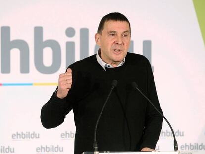 Arnaldo Otegi, coordinador de EH Bildu, en su comparecencia de este s&aacute;bado.