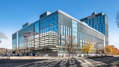 Edificio de oficinas del complejo Madnum de Colonial en Méndez Álvaro (Madrid).