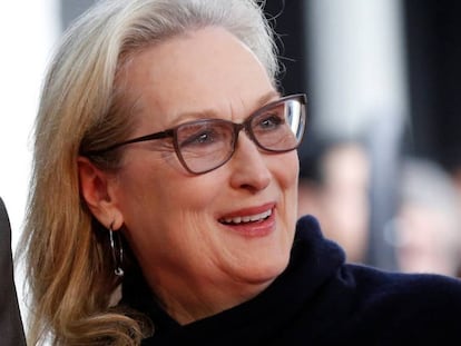 La actriz Meryl Streep el pasado 5 de enero en el Paseo de la Fama de Hollywood, acompa&ntilde;ando a su amiga Viola Davis, quien recibi&oacute; una estrella.