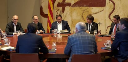 Reunión semanal del gobierno catalán, pocas horas antes de que el Puigdemont comparezca ante el pleno del Parlament.