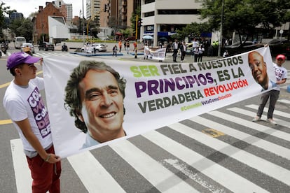 A través de una plataforma de seguimiento a la propaganda política en espacio público, los ciudadanos pueden denunciar las vallas instaladas no autorizadas.