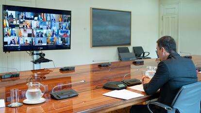 31-05-2020 El presidente del Gobierno, Pedro sánchez, durante la reunión con los presidentes de las Comunidades Autónomas. Foto de La Moncloa