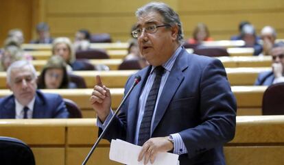 El ministro del Interior, Juan Ignacio Zoido, en el Senado. 