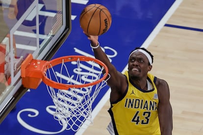 Pascal Siakam entra a canasta en el partido de este viernes.