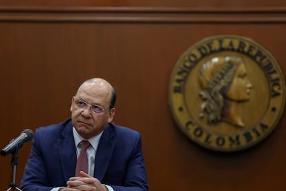 Germán Ávila durante una rueda de prensa en el Banco Central de Colombia, el 31 de marzo en Bogotá.
