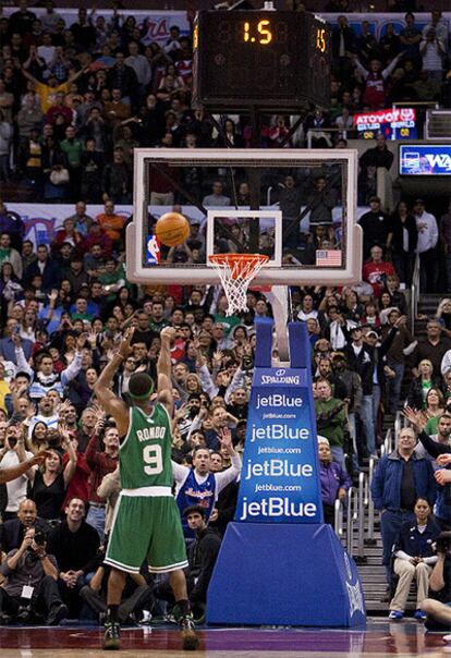 El jugador de Boston no consigue asegurar la victoria a su equipo tras fallar desde la línea de personal