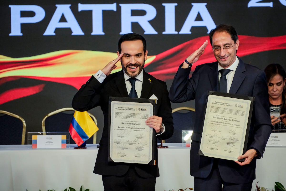 Abelardo de la Espriella arremete contra Gustavo Petro mientras tiende ...
