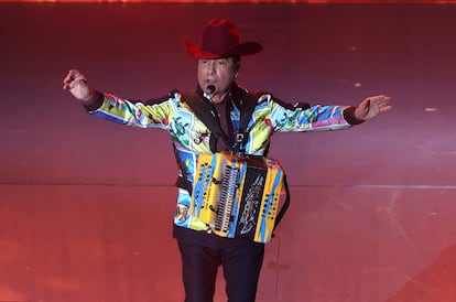 Jorge Hernández, durante un concierto en el auditorio nacional de Ciudad de México. 