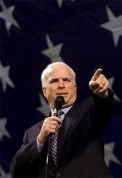 El senador republicano John McCain.