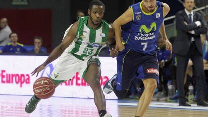 Chery, del Betis, en el partido ante Estudiantes.