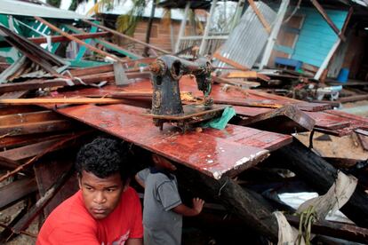 El fenómeno meteorológico ha dejado al menos una decena de muertos en Nicaragua, más de 60.000 evacuados y comunidades enteras arrasadas en todo el país.