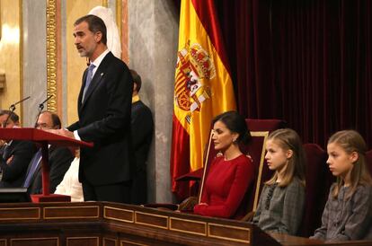 El Rey Felipe VI, durante su discurso en el hemiciclo del Congreso de los Diputados.