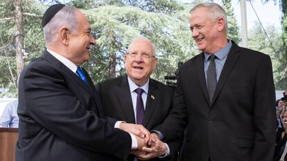 De izquierda a derecha, Netanyahu, el presidente Rivlin y Gantz , en septiembre de 2019 en Jerusalén.