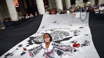 Protestas en Ciudad de M&eacute;xico tras el asesinato del periodista Javier Valdez.
 